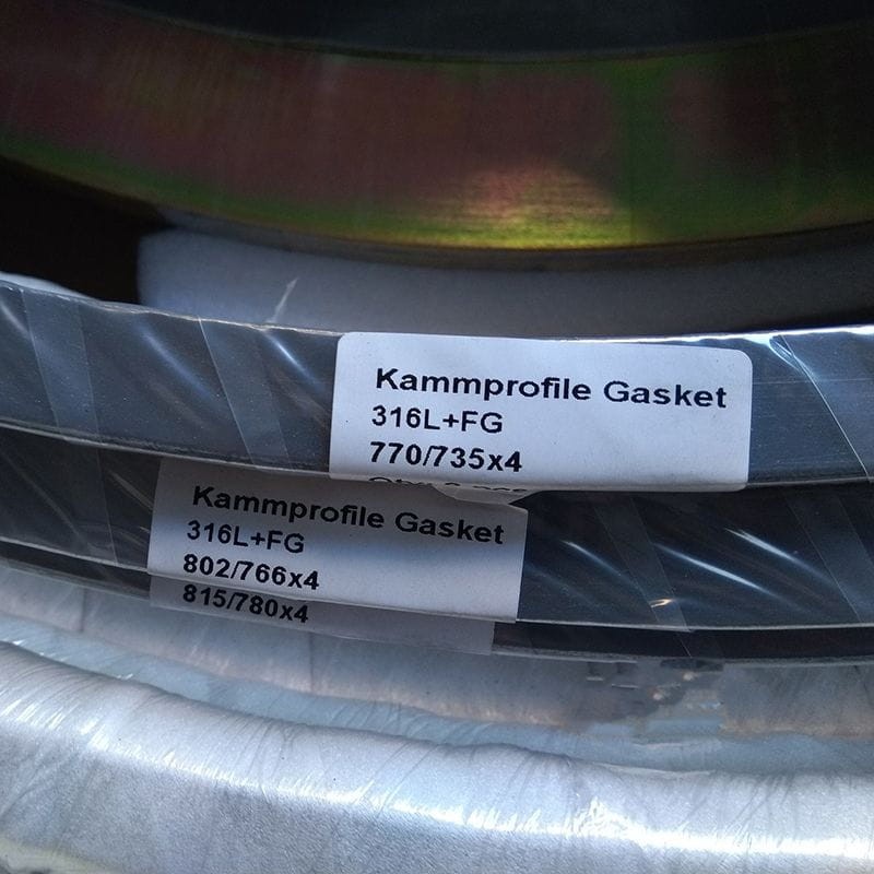 SS 316L Kammprofile Gasket, ID 770 MM x OD 735 MM, FG Filler