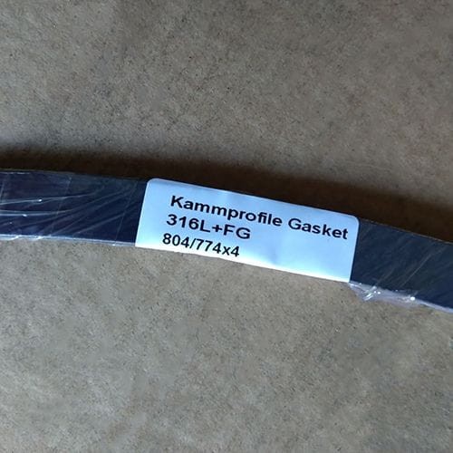 SS 316L Kammprofile Gasket, OD 804 MM, ID 774 MM, FG Filler