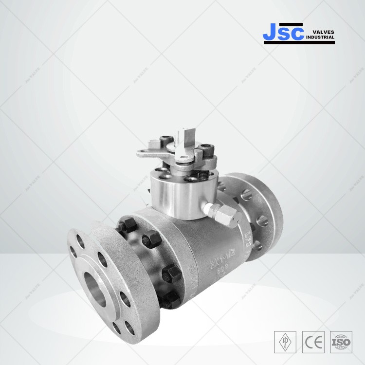 Reduced Bore Floating Ball Valve, ASTM A350 LF2, 600 LB, RF