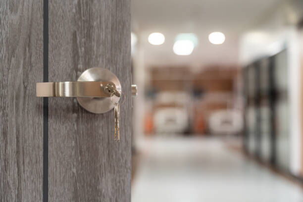 How to Choose the Right Chinese Cam Lock Manufacturer?