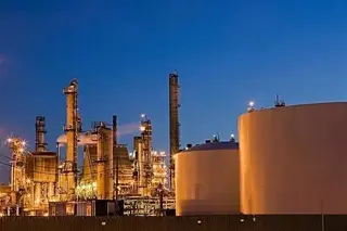 Vertical Pressure Vessels: Key to Efficiency and Environmental Protection