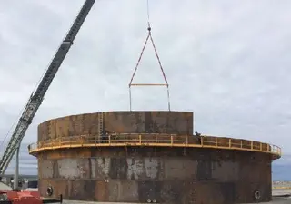 Installation Methods for Large Storage Tanks: Top-Down vs. Bottom-Up