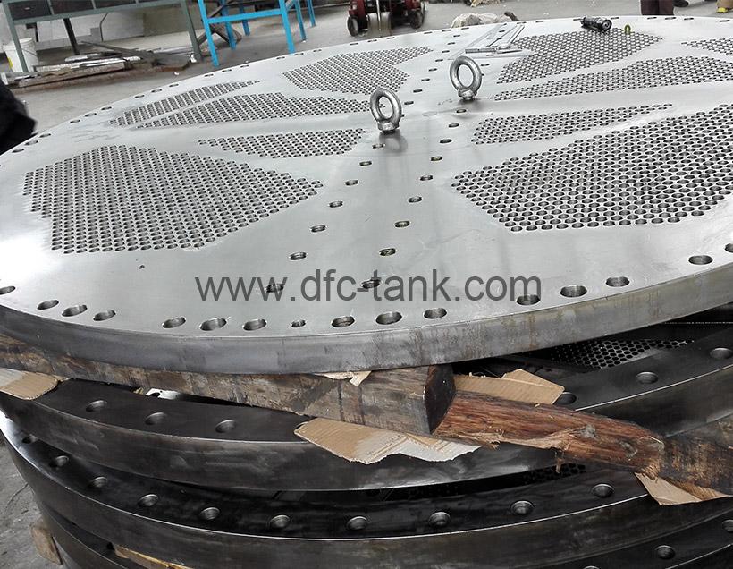 δ 65+10, ASME SA266 Grade 2 + ASME SB265 Grade 1 Tube Sheet
