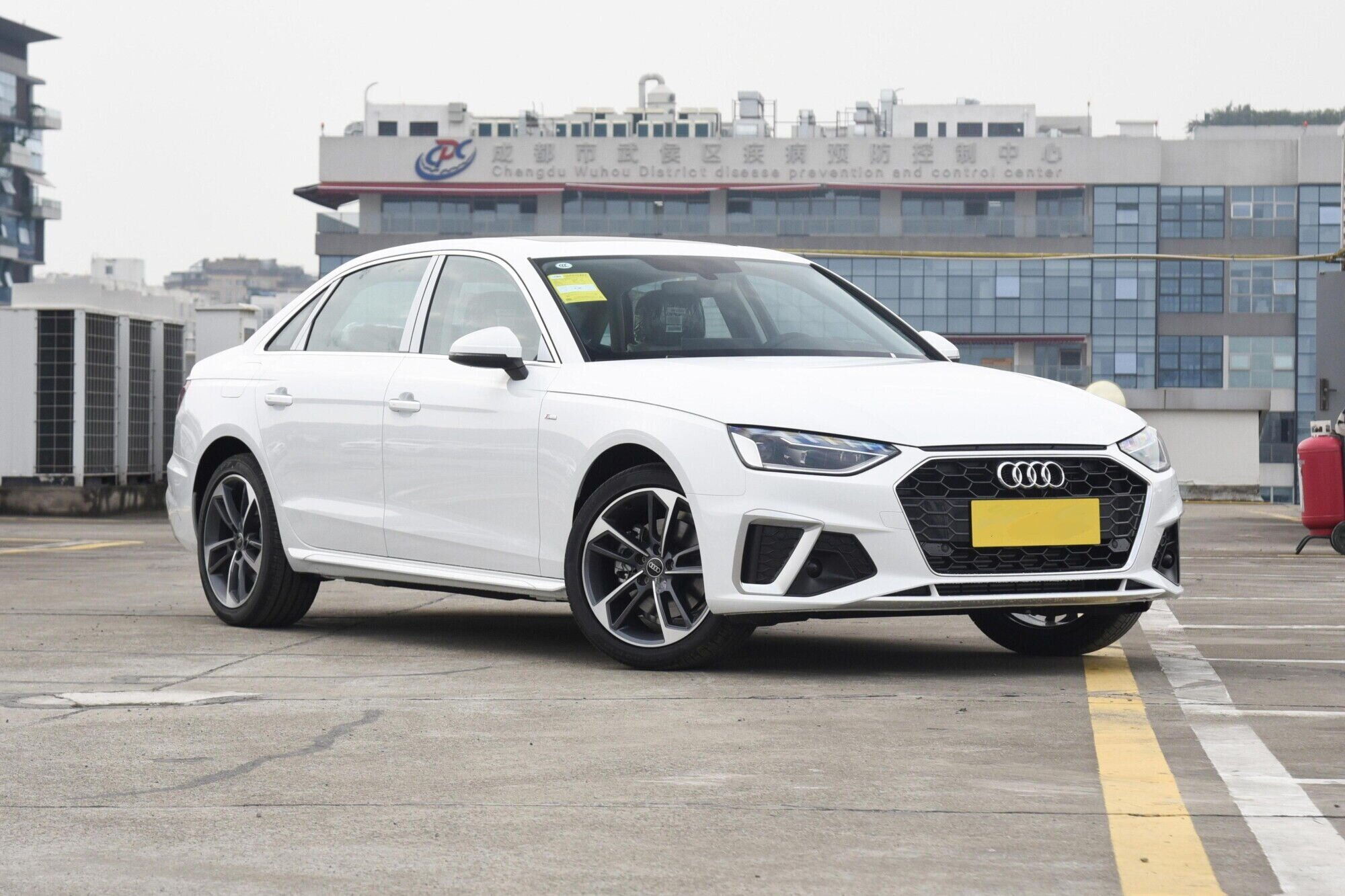 AUDI A4L 40 TFSI 2024