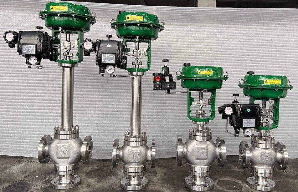 Pneumatic Three-Way Globe Control Valves