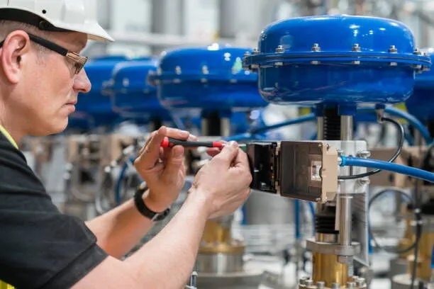 Control Valve Controller: How It Works and Its Key Functions