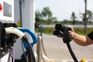 SAE Combo Charger (CCS): Powering the Future of EV Fast Charging