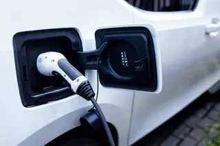 EV Charging Voltage: Understanding How It Impacts Charging Speed and Performance