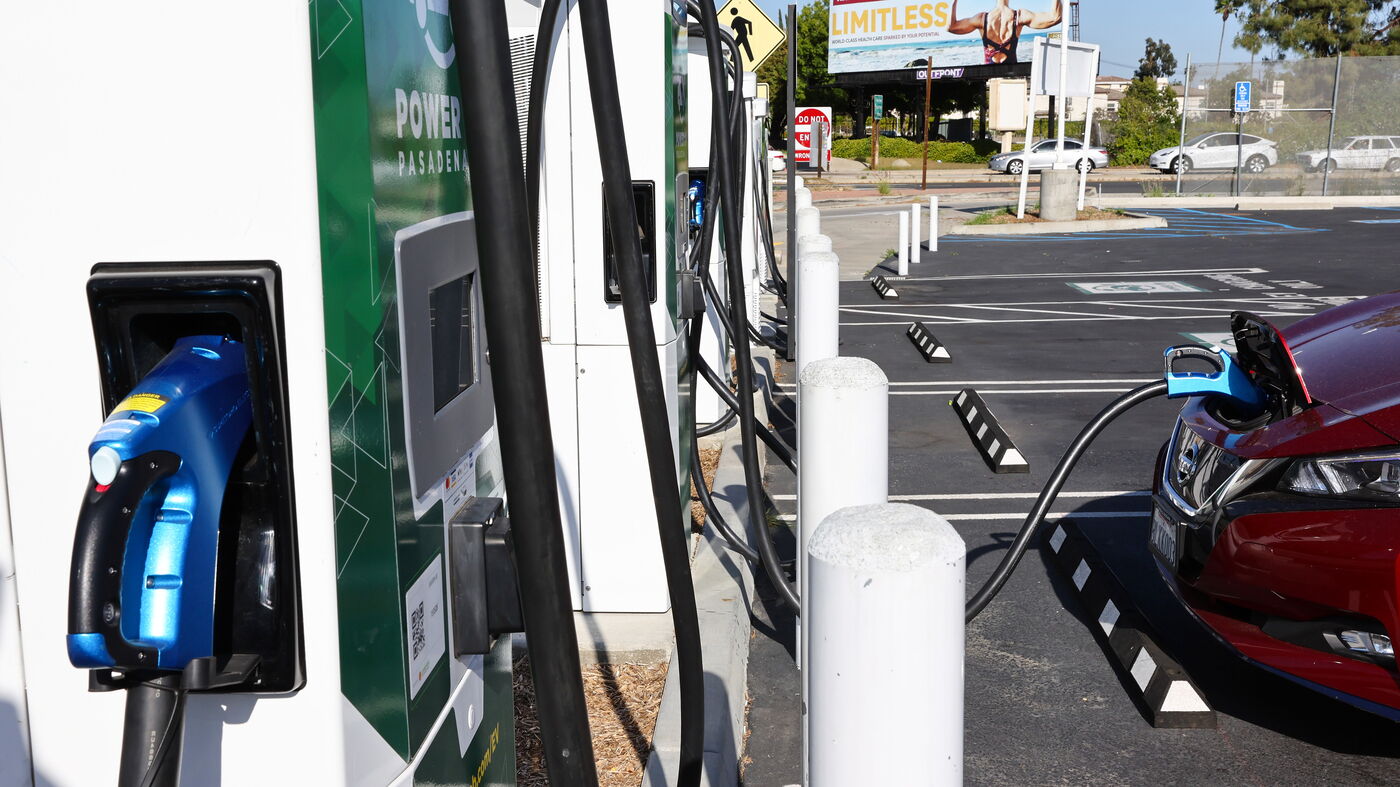 How to Effectively Maintain Electric Vehicle Charging Stations