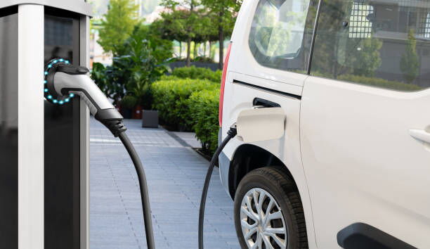 Outdoor EV Charging: Revolutionizing Accessibility and Sustainability