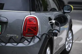 DC Fast Charging for Fleets: When Electrified Operations Need More Than Level 2 Power