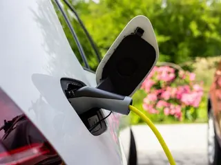 The Complete Guide to Home Electric Vehicle Charging Stations