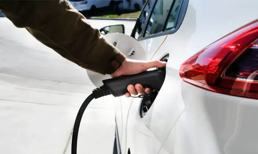 What’s the Right Amp Setting for Your Electric Car Charger?