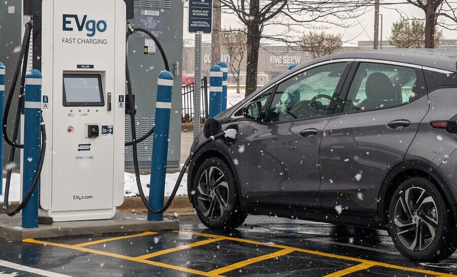 7 Essential Cold Weather Tips for Electric Vehicle (EV) Owners