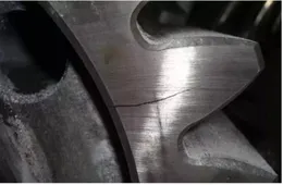 Brief analysis on forging crack and heat treatment crack
