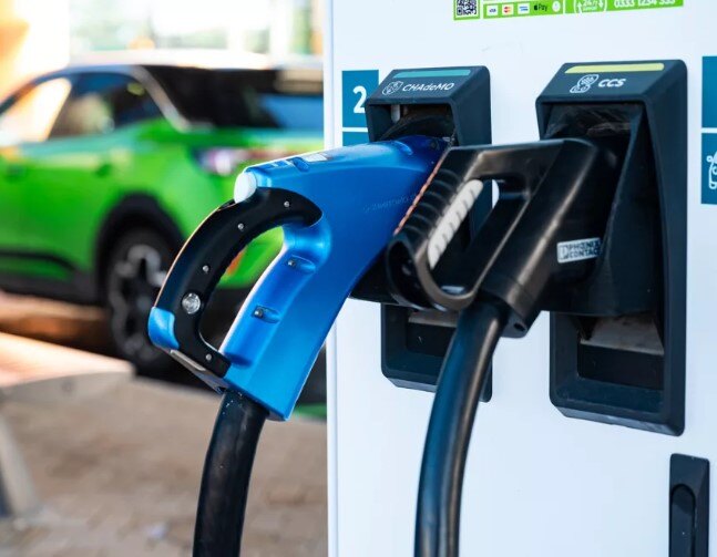Comparison of CHAdeMO and CCS EV Charging Systems