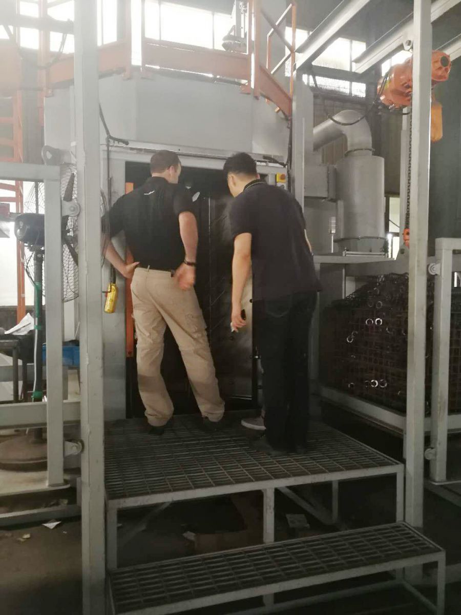 the-canadian-customer-came-to-visit-us-2