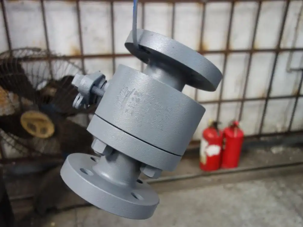 metal-seated-ball-valves-and-soft-seated-ball-valves-pn100-valve.jpg