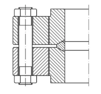 Common structures of threaded flanges for high-pressure lens pads
