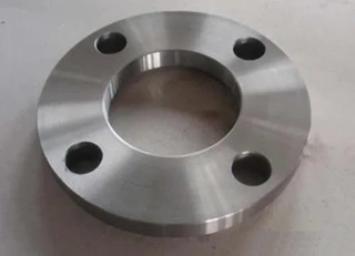 How to choose the materials of stainless steel flanges