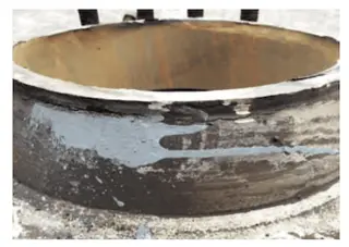 Cracks in the flange pipe of the check valve