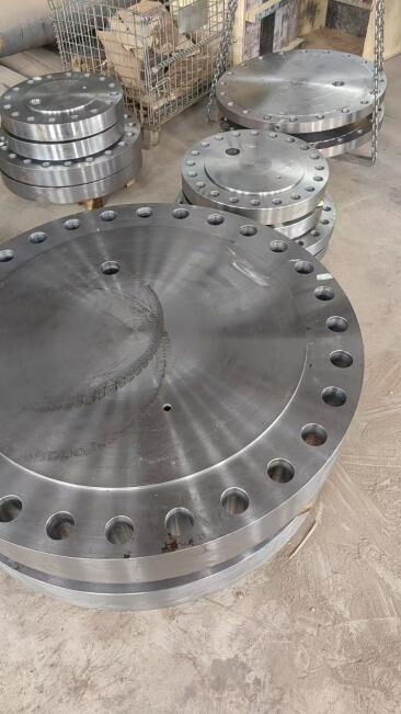 ASTM A105 Blind Flange with NPT Testing Holes