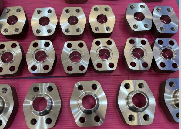 Stainless, Duplex Steel, Nickel Alloy Flanges
