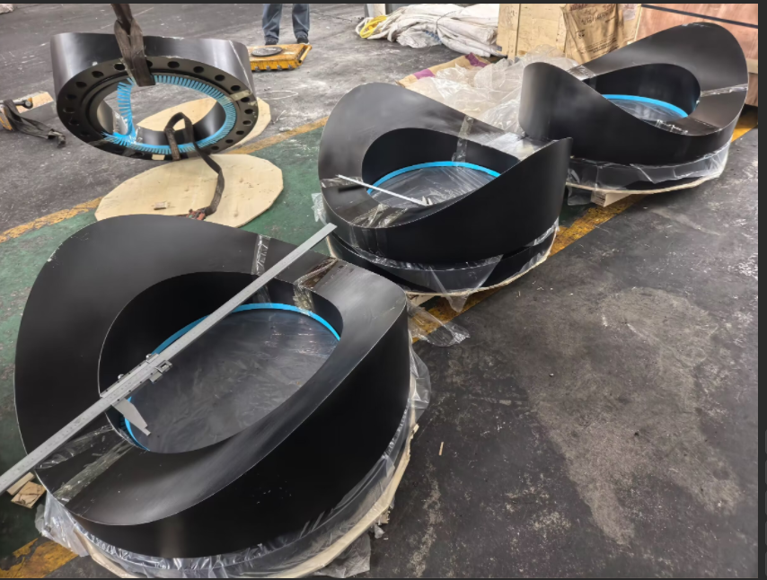 Studding Outlet Flanges