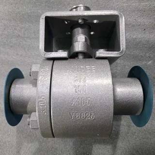 ASTM A105 Three Way Ball Valve, T Type, 3/4 Inch, 150 LB