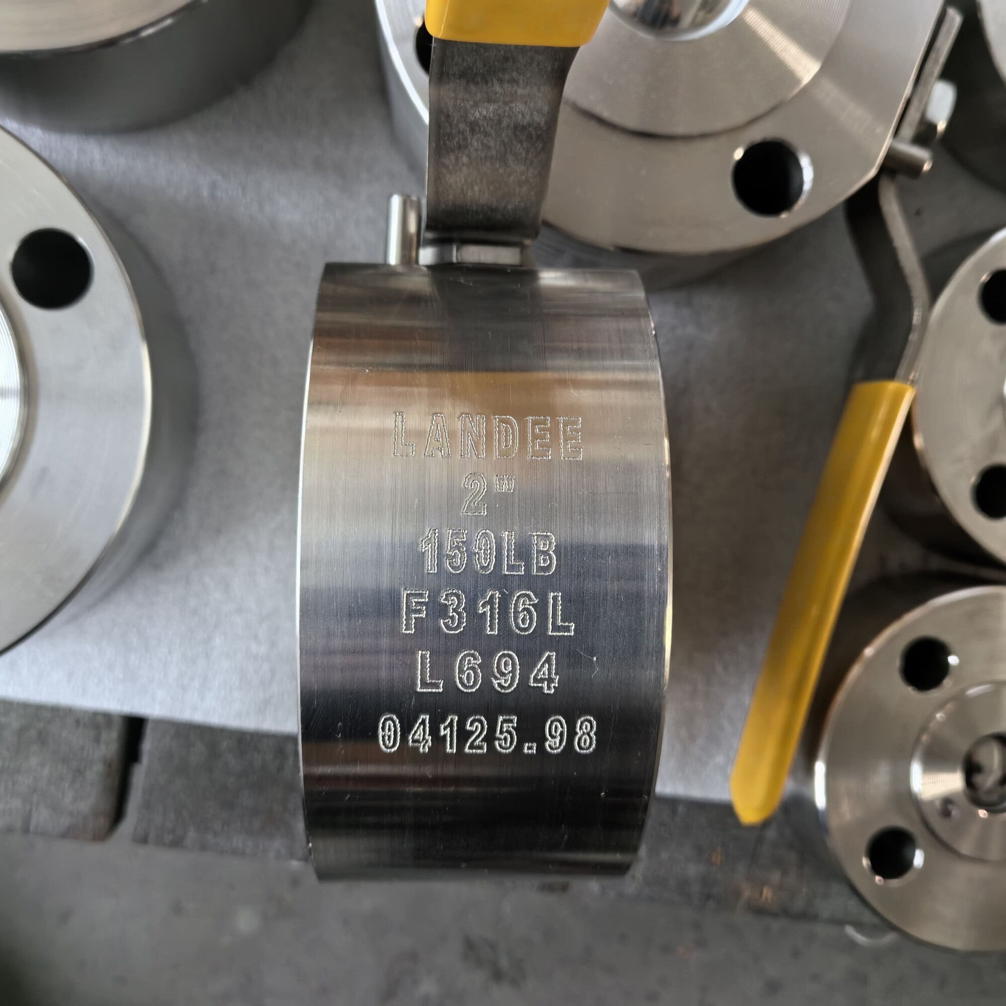 Wafer Pattern Ball Valves, ANSI B16.5, F316L, 2 IN, 150 LB