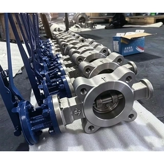 API 609 Lug Butterfly Valves, ASTM A351 CF3M, 2 IN, 600 LB
