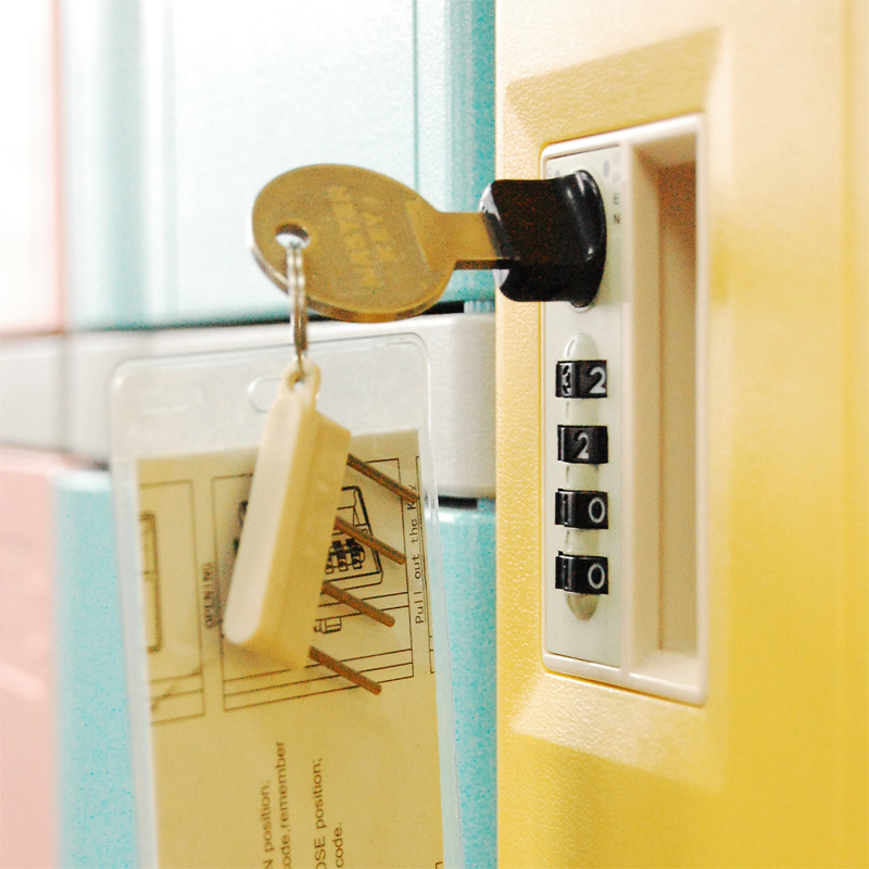 Four-digit Combination Locker Lock to escort personal belongings