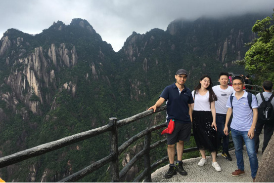 "Fusion 2019" XM Make Security Marketing Center's group building activities