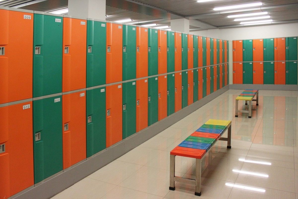 MAKE® Locker Locks: Without Fear in a Humid Environment
