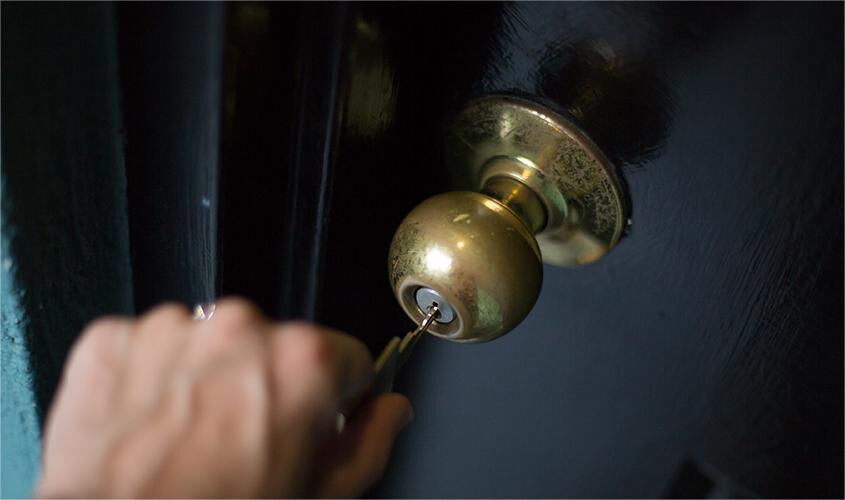 What to Do When Faced with a Broken Key in a Lock
