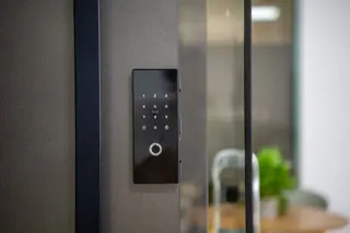 Mini Keypad Locks: Compact and Intelligent Access Control Solutions