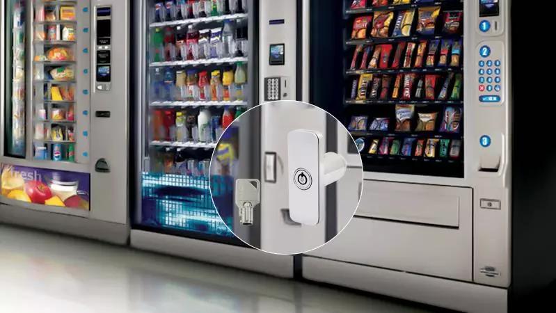 Vending machine lock-magnified