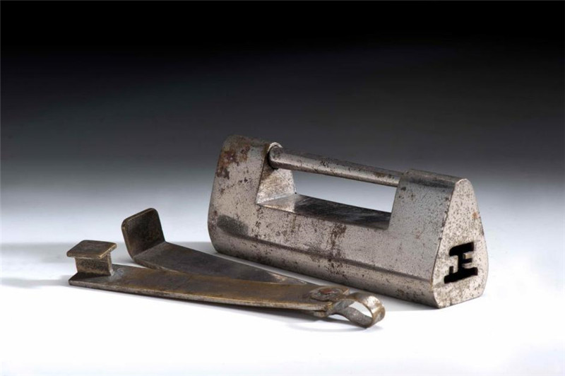 the-past-and-present-of-the-lock-2-the-reed-lock