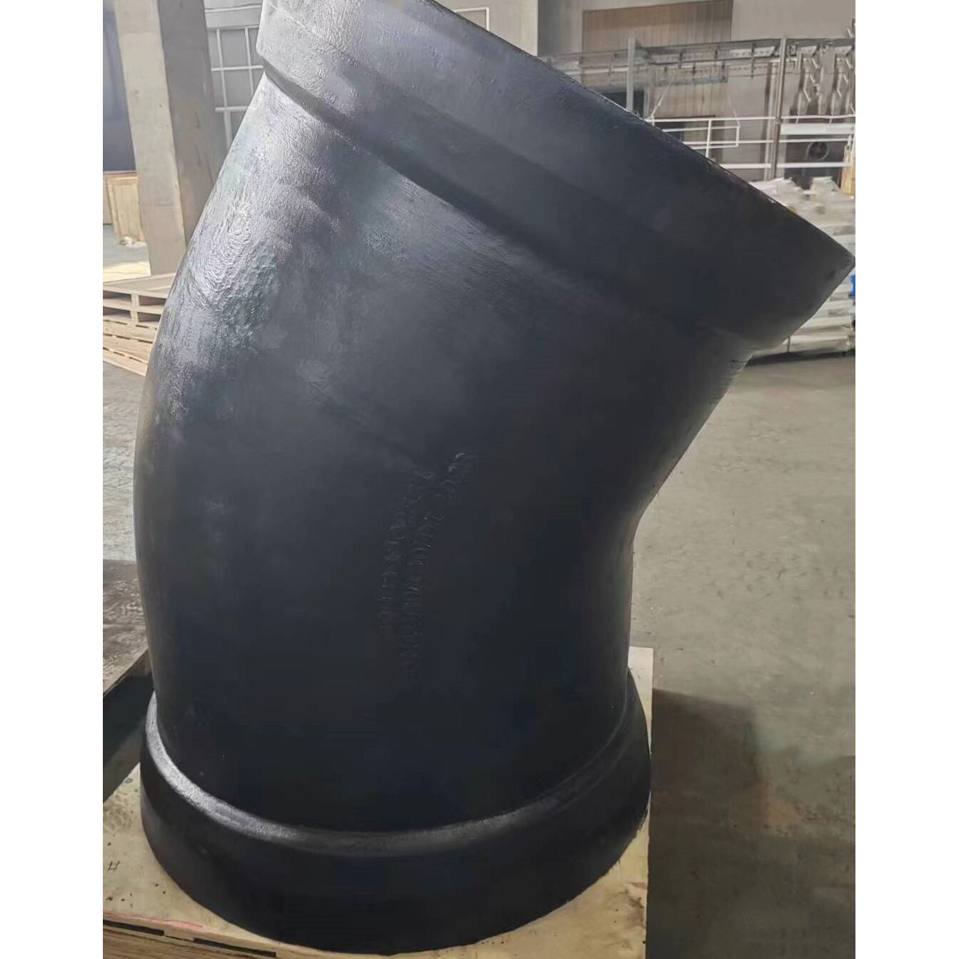 30 Degree Pipe Bend, ISO 2531, Ductile Iron, 40 IN, CL 150