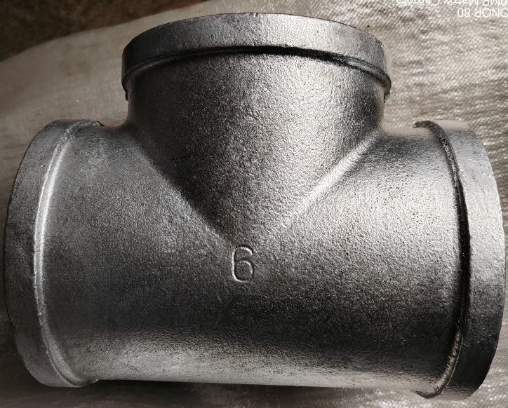 Hot Dip Galvanized Malleable Iron Tee