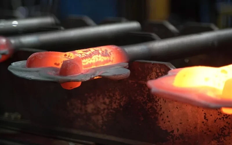The Difference Between Hot Forging and Cold Forging