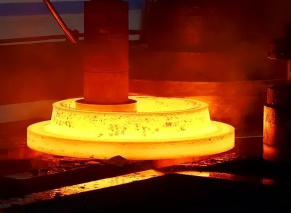 Challenges in High-Temperature Alloy Forging Process