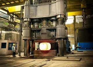Comparison of Carbon Steel Forging and Alloy Steel Forging