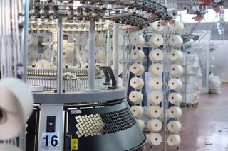 Ensuring Loop Stability in Double-Sided Circular Knitting Machines