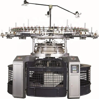 Flache einseitige Rundstrickmaschine