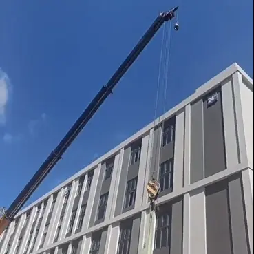 Using Mobile Crane to Transport Circular Knitting Machines