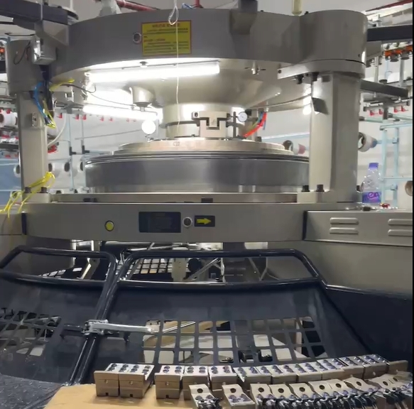 Fabricación de máquina de tricotar circular plana de doble cara grande