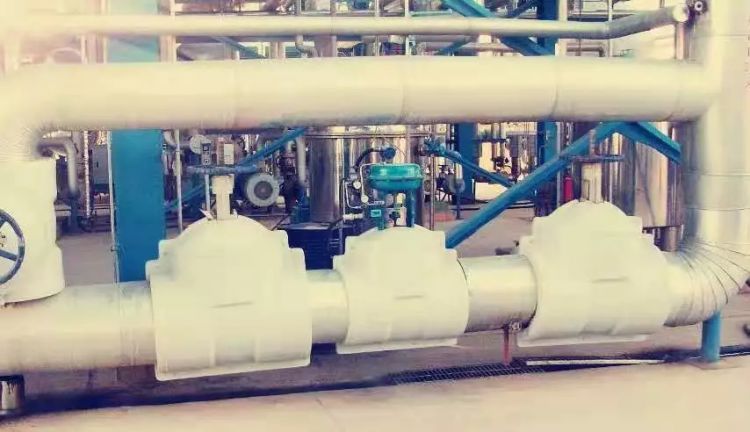 Why should pipes and valves be insulated? Why should pipes and valves be insulated?