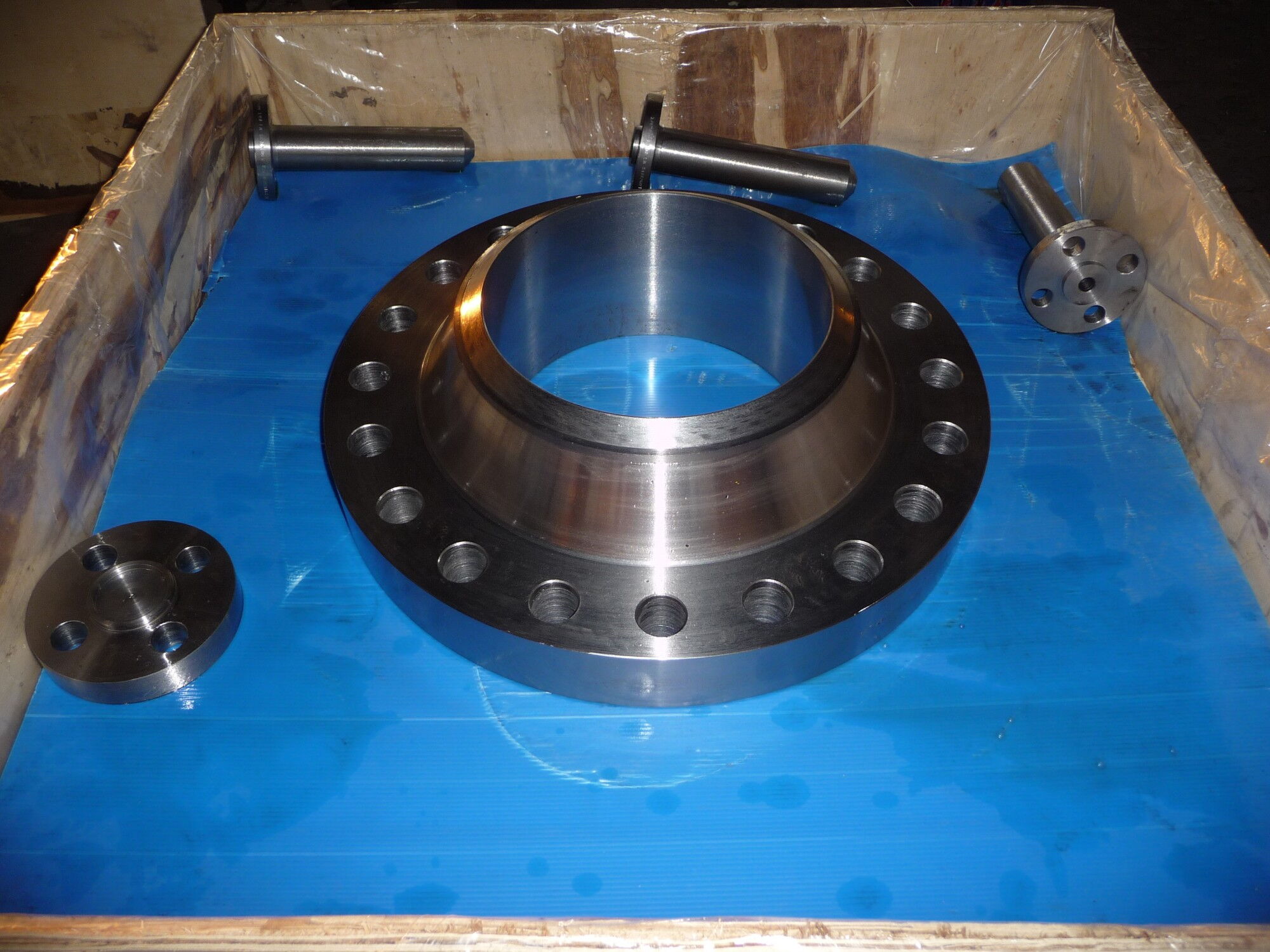 FLANGE WN ASME B16.5 150#RF SCH.40 10”