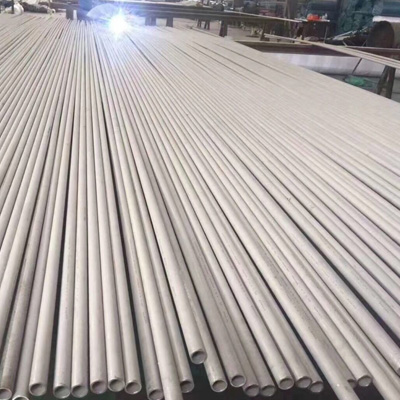 Pipe ASME B36.19 PE Seamless ASTM A 213 TP316L Size 1 In Thk Sch40S